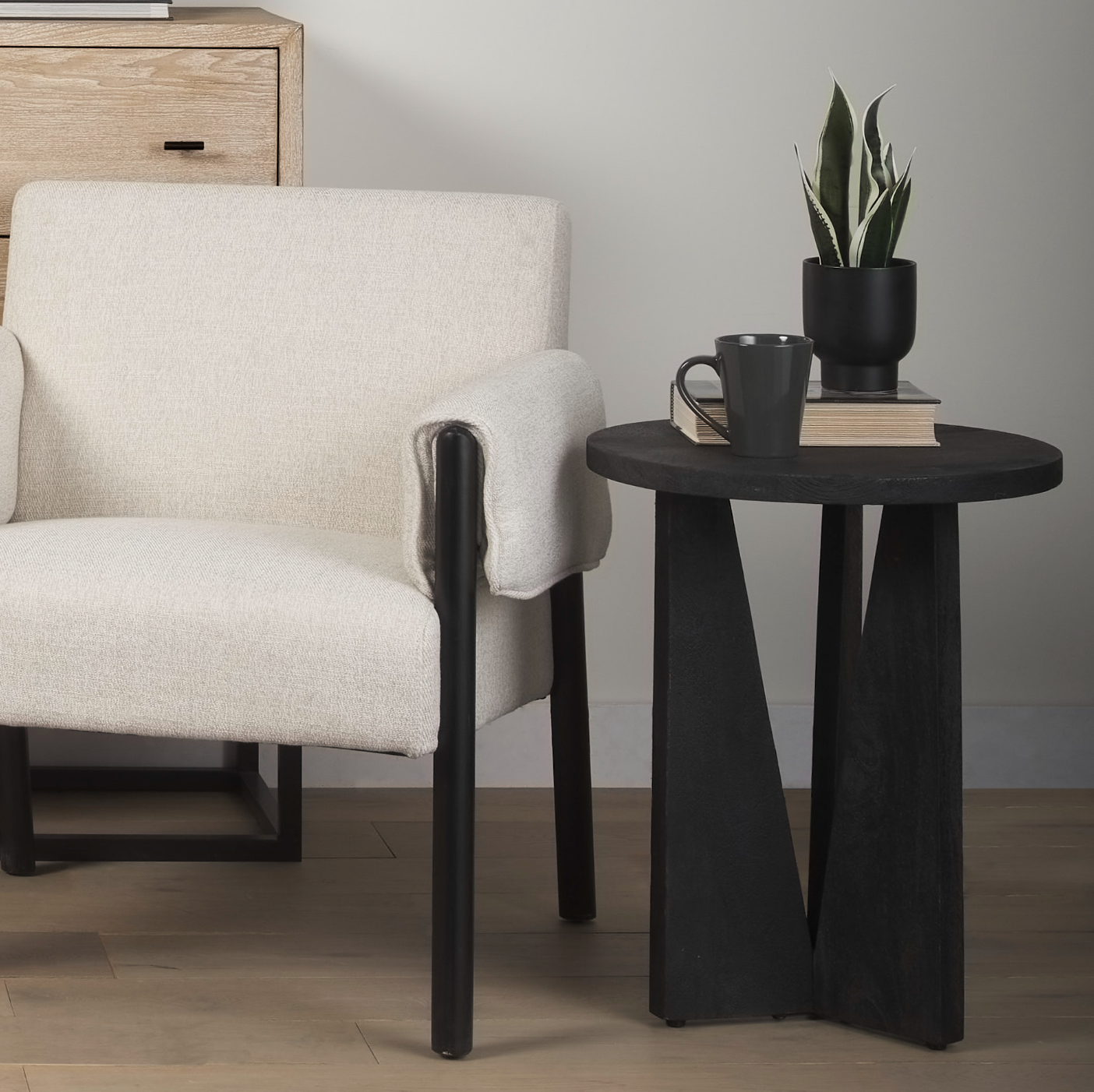 Mattius Side Table