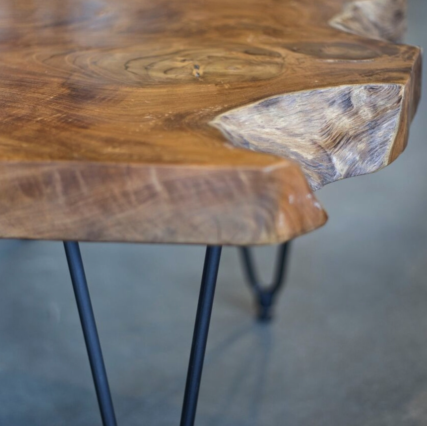 Natura Hairpin Coffee Table