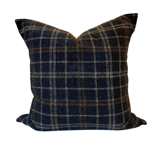 CRH cushion
plaid cushion
throw pillow
accent pillow
accessories
couch accessories
